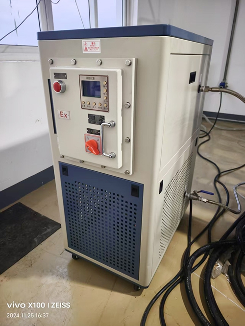 半导体材料精馏设备